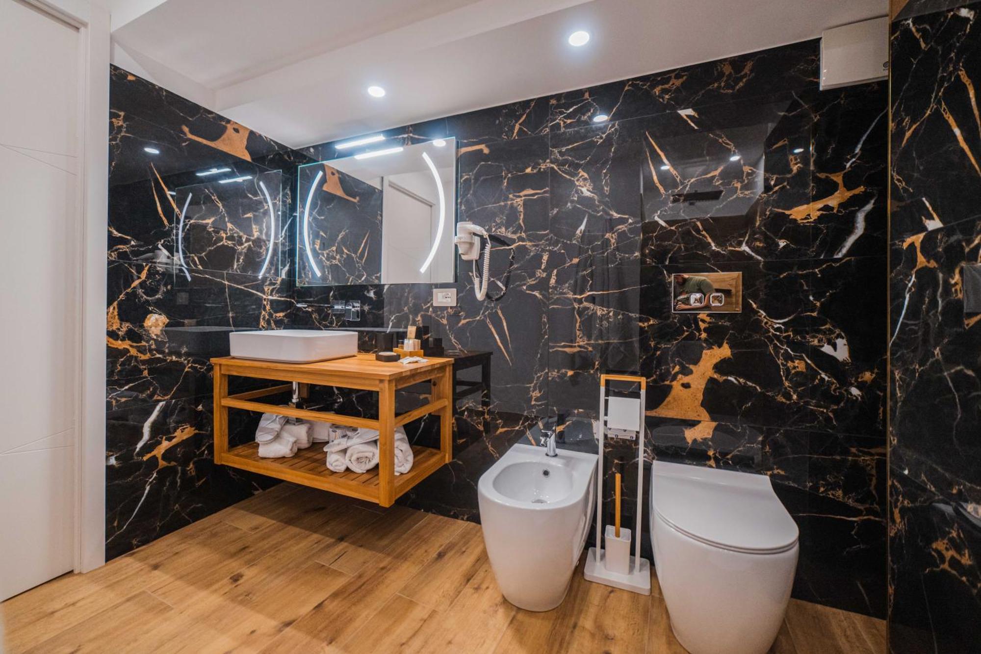 Humboldt Luxury Apartment & Rooms تاورمينا المظهر الخارجي الصورة